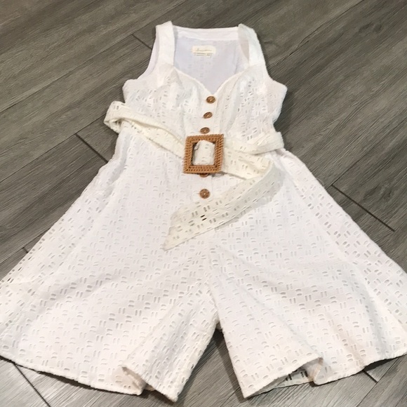 Anthropologie White Eyelet Fully Lined Belted Romper size 4 - Picture 10 of 12